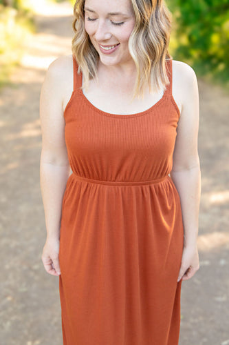 Reagan Ribbed Midi Dress - Rust